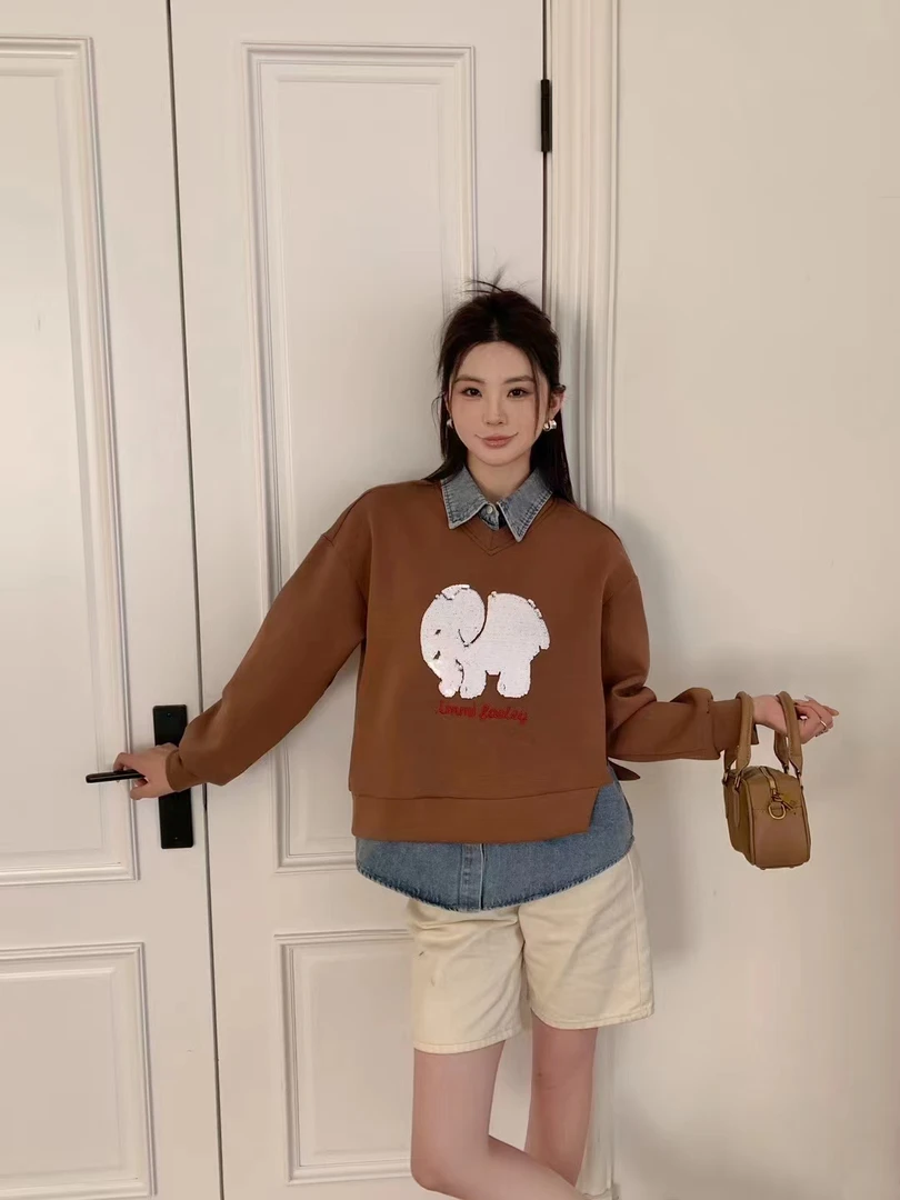 小象版秋冬款卫衣。