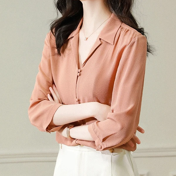 春夏百搭衬衫韩版v领时尚真丝上衣女七分袖气质设计感桑蚕丝衬衣