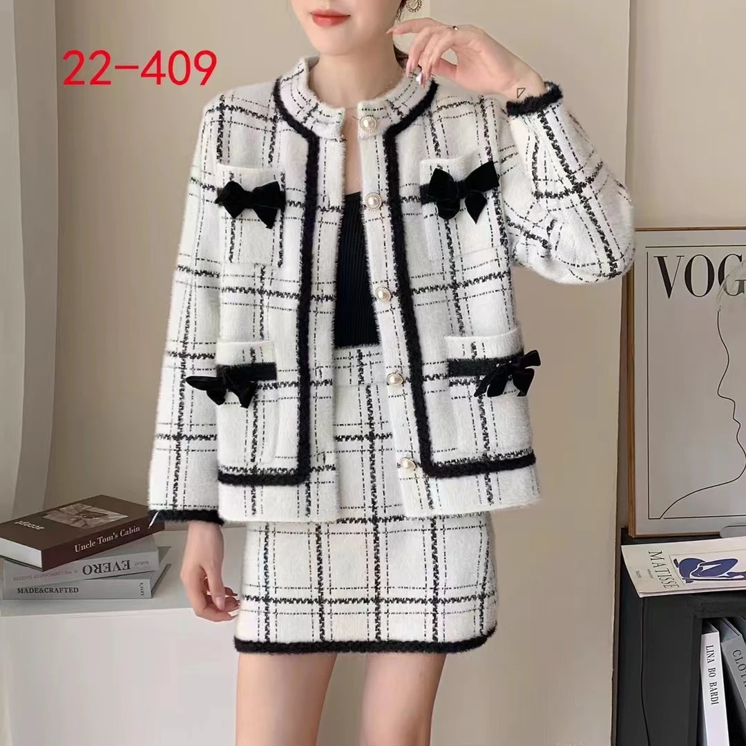 新款时尚潮流网红女士小香风套装-22-409