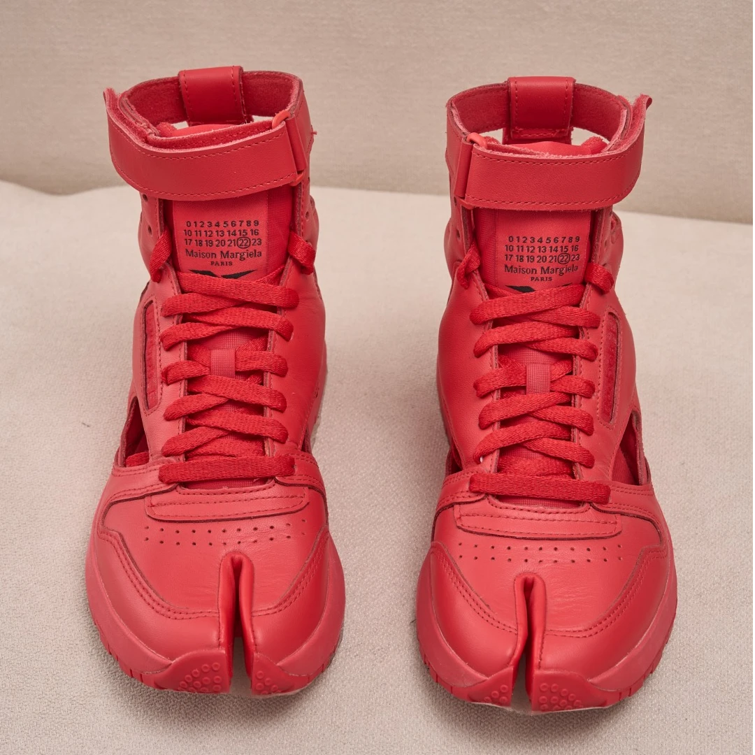 （亿老板专属）全新Maison Margiela Reebok分趾鞋MMGS00061