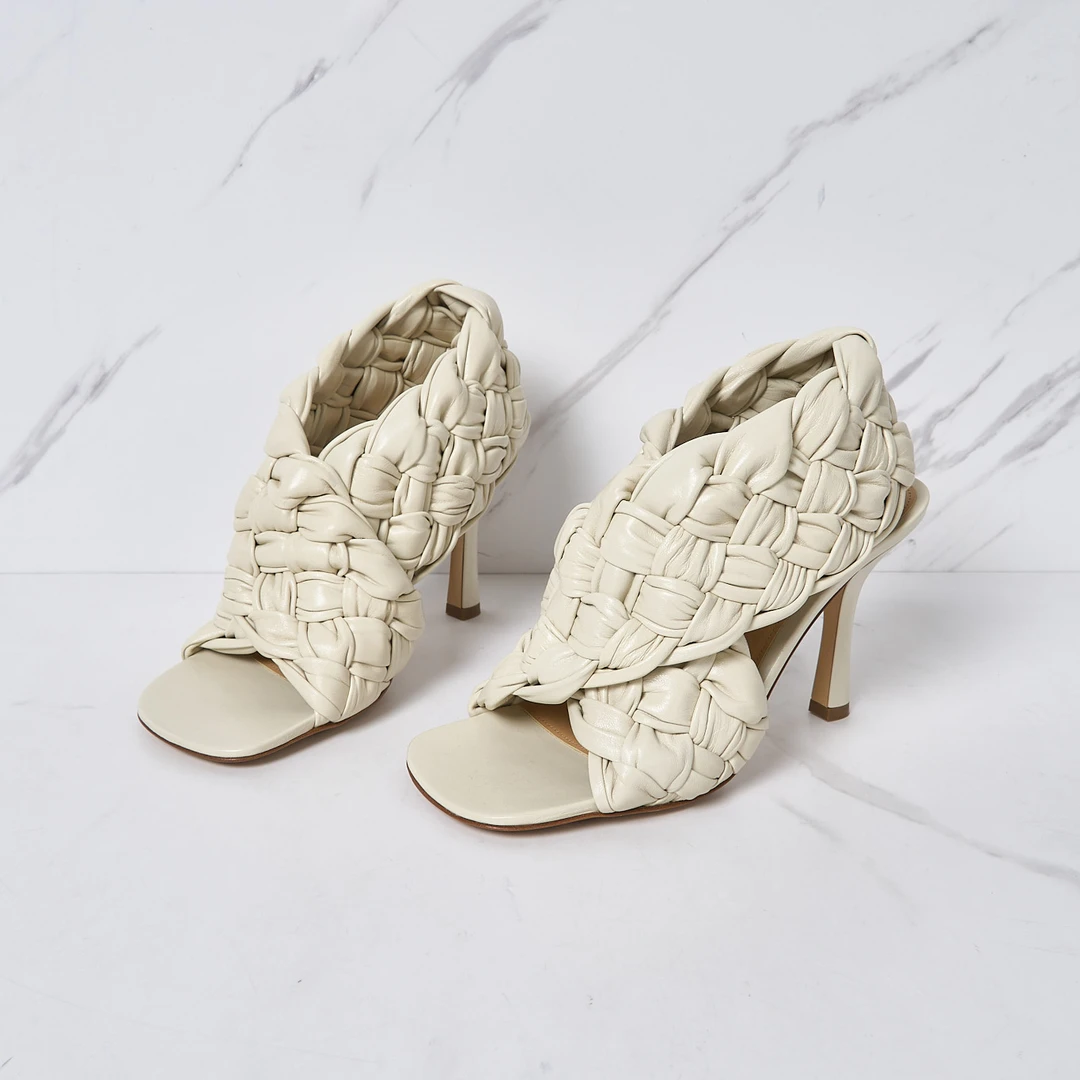 【亿老板专属】全新 Bottega Veneta女士交叉编织高跟凉鞋BVGS00117