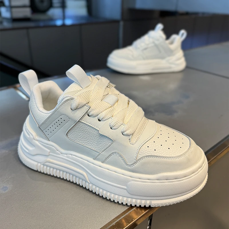 欧洲站2025春夏网红时尚鞋子设计款厚底小白鞋休闲舒适面包鞋男鞋