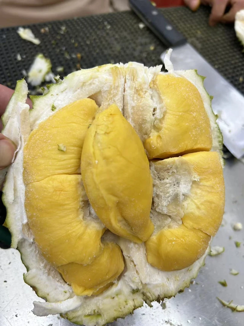 D197马来西亚猫山王榴莲45/斤一物一拍
