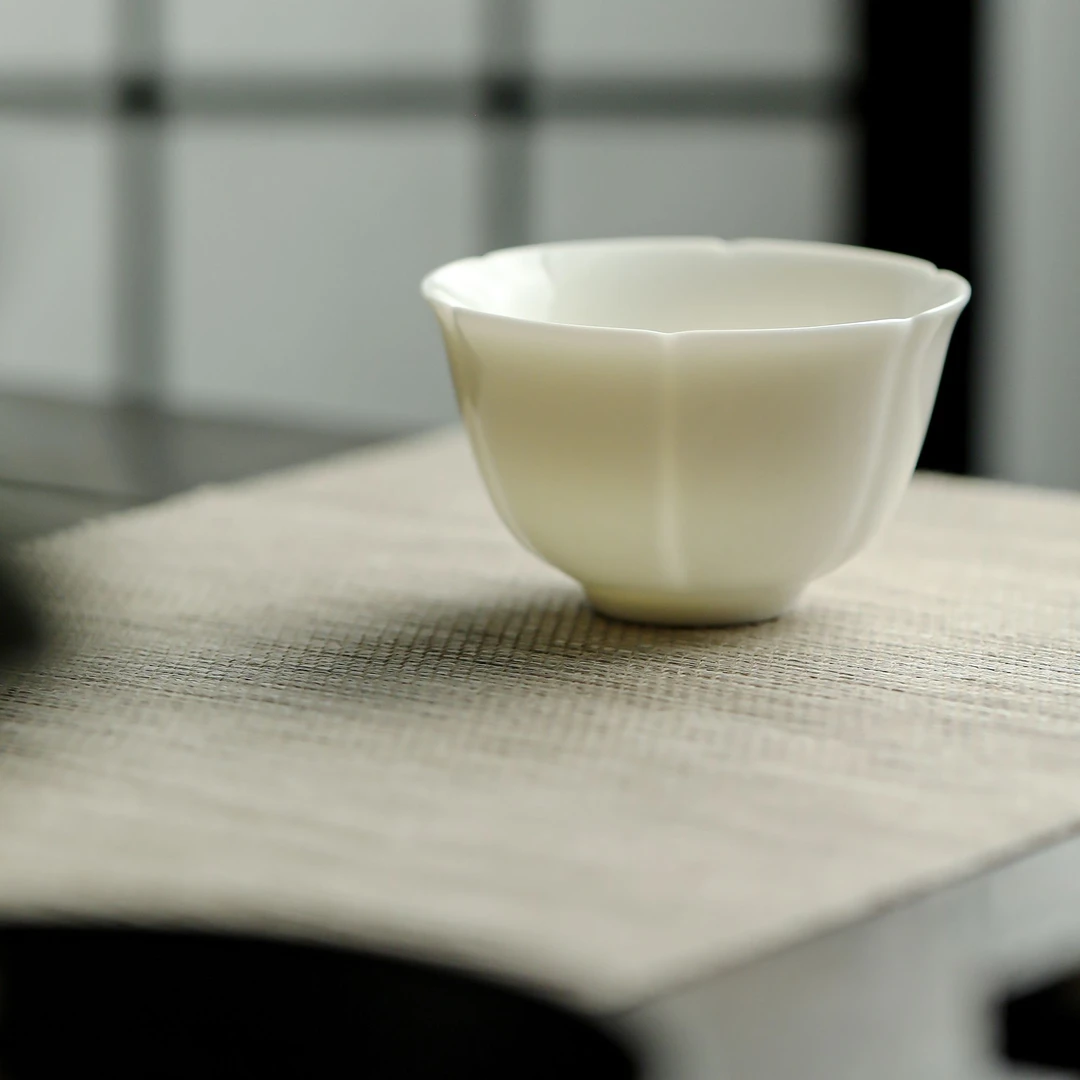 德化白瓷茶杯功夫茶具小茶杯单杯品茗杯陶瓷茶杯家用纯白主人杯
