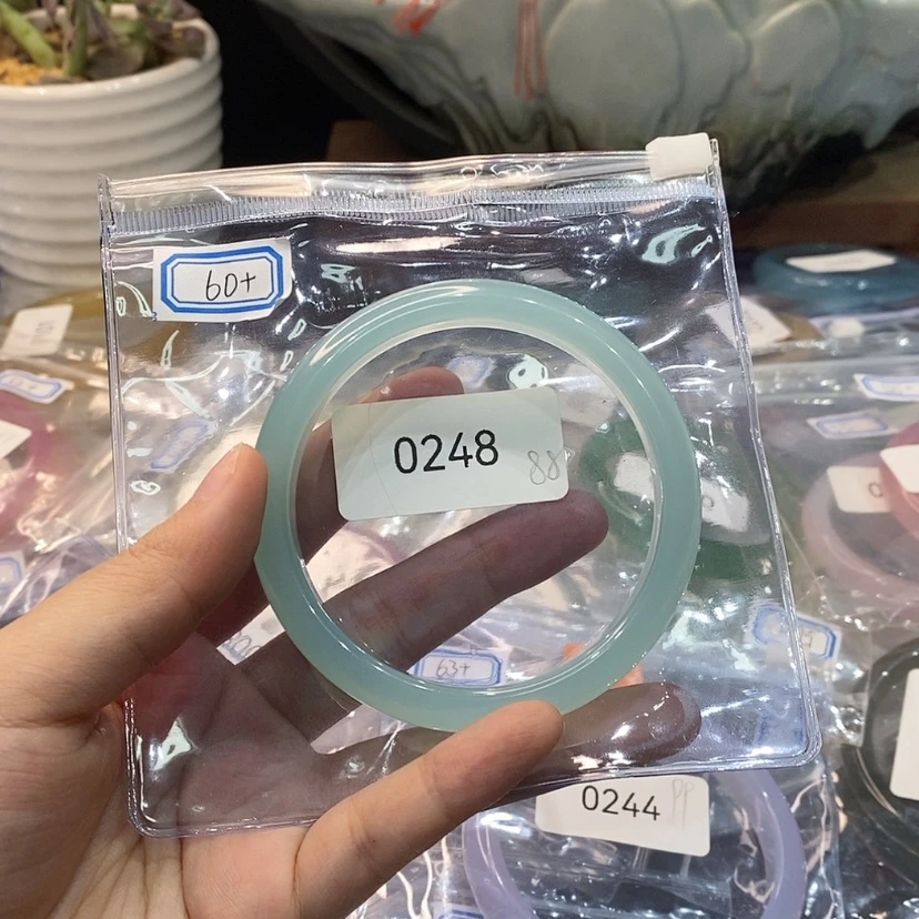 【闪购商品】玛瑙/玉髓手镯未镶嵌
