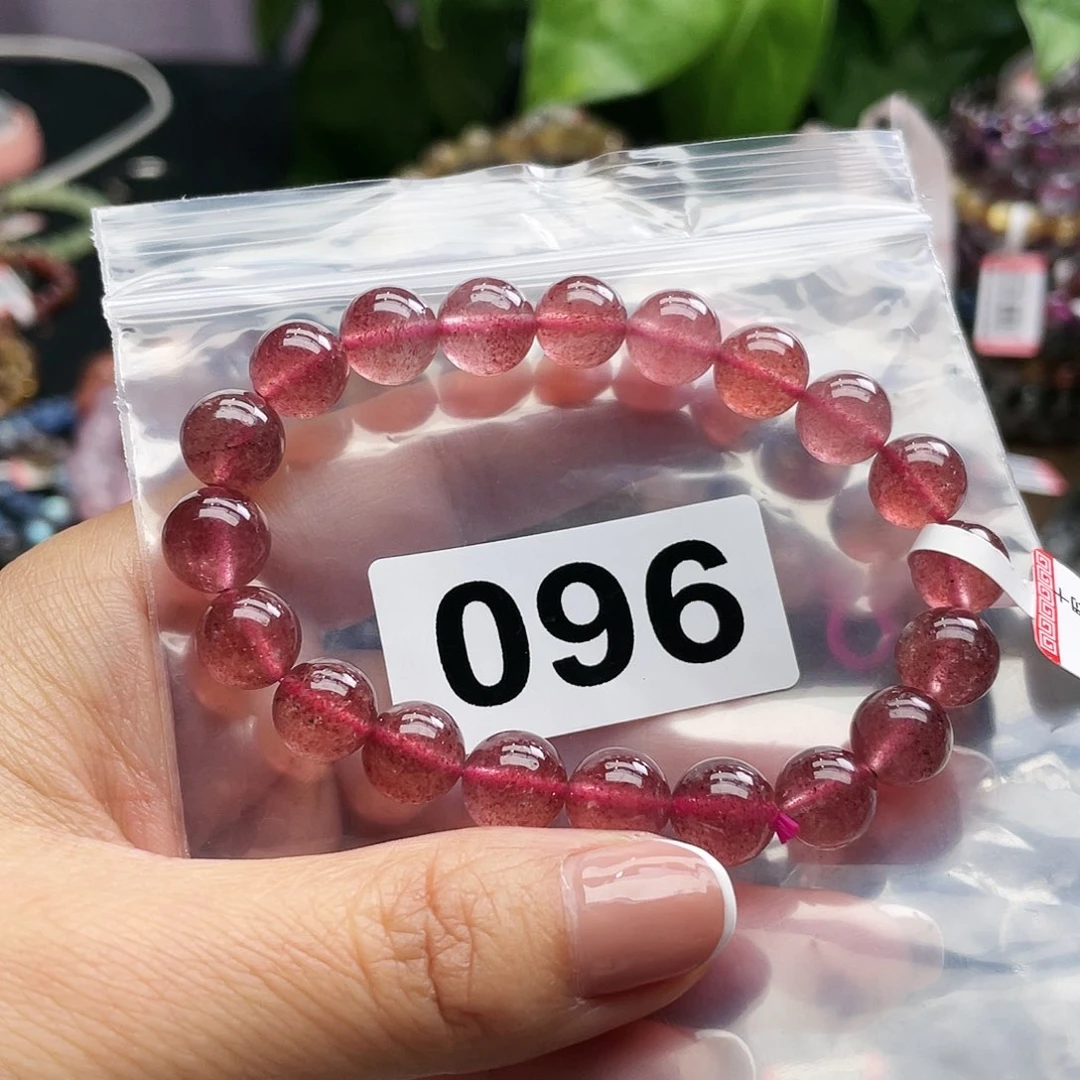 水晶手串。 096未镶嵌