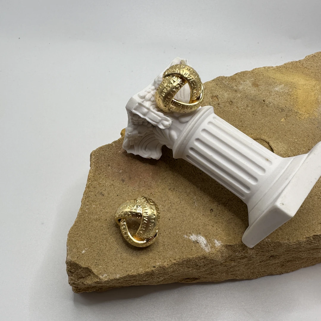 铁合金耳饰 0716 Acc-464 秋冬新款 中古高级雾霾感金色纽扣耳饰