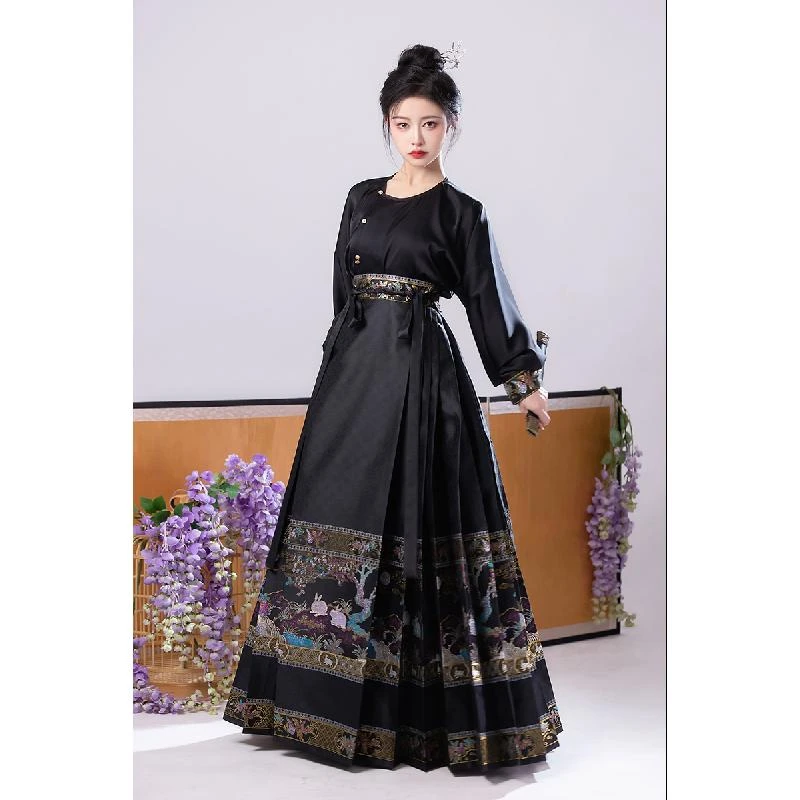 南山韵味 汉服玉兔折桂 原创仿螺钿兔子明马面裙唐圆领衫日常百搭