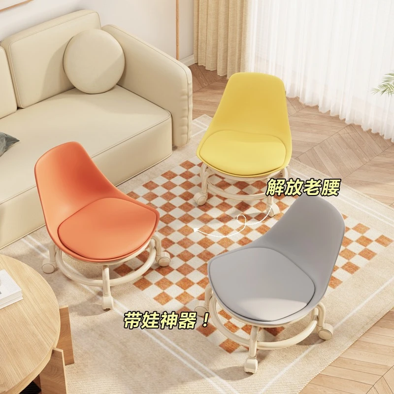 小凳子家用客厅靠背滑轮矮凳带万向轮学步凳子儿童小椅子创意板凳
