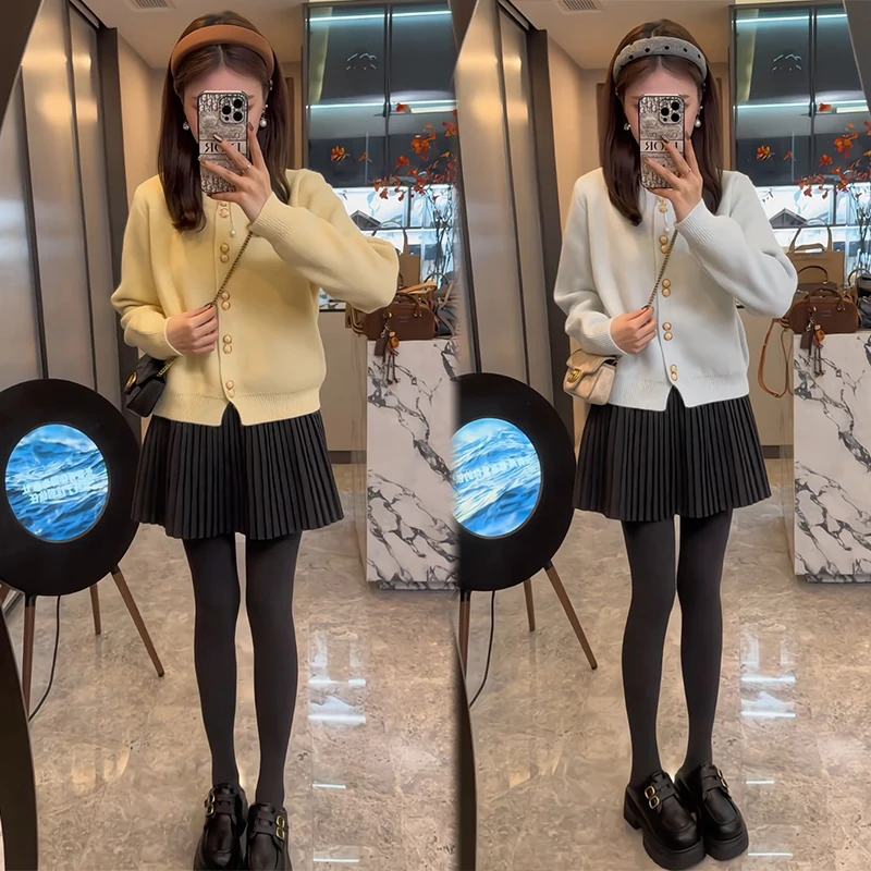 2025新款百搭小个子款式洋气减龄内搭针织开衫女搭配百褶裙两件套