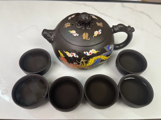 西施凤鸣壶500cc一壶六杯一大加五小紫泥黑色黑金精美