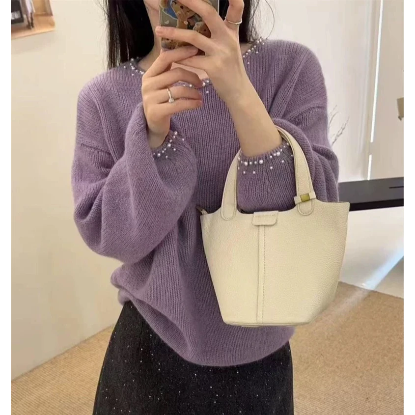 精致重工珍珠高端设计圆领针织衫韩系慵懒风女宽松长袖软糯上衣