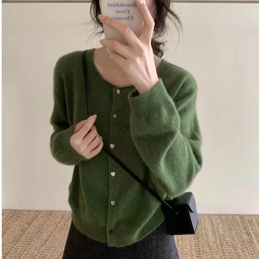 韩系设计款爱心彩扣圆领针织开衫设计感长袖针织衫新宽松毛衣外套