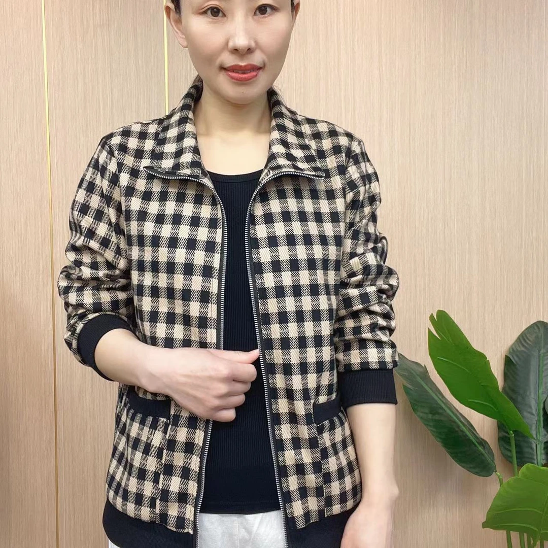 春季新款格子百搭时尚妈妈装宽松休闲短外套中老年妈妈装洋气7001