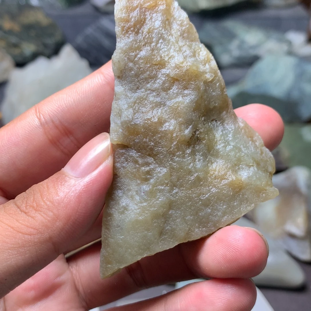 和田玉（糖玉）边角未镶嵌