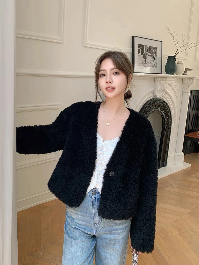 美美推荐韩外18819  V领皮毛一体外套羊毛秋冬厚款上