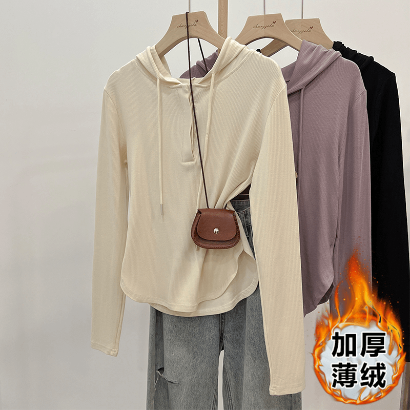 纯欲风半开领长袖连帽打底衫女秋冬加绒内搭不规则修身短款上衣潮