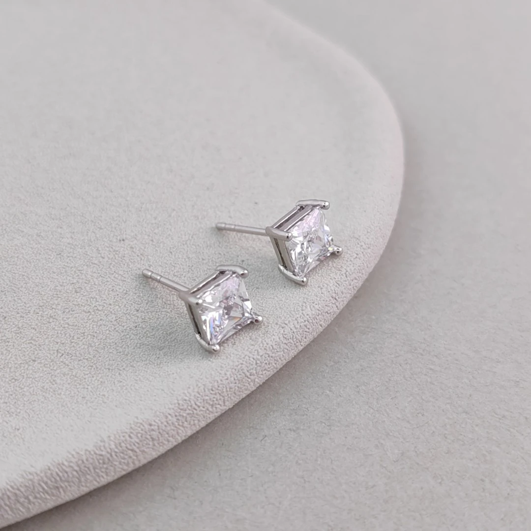 XUPING/旭平首饰 合金合成锆石耳饰 秋上新时尚款GDM X000877260