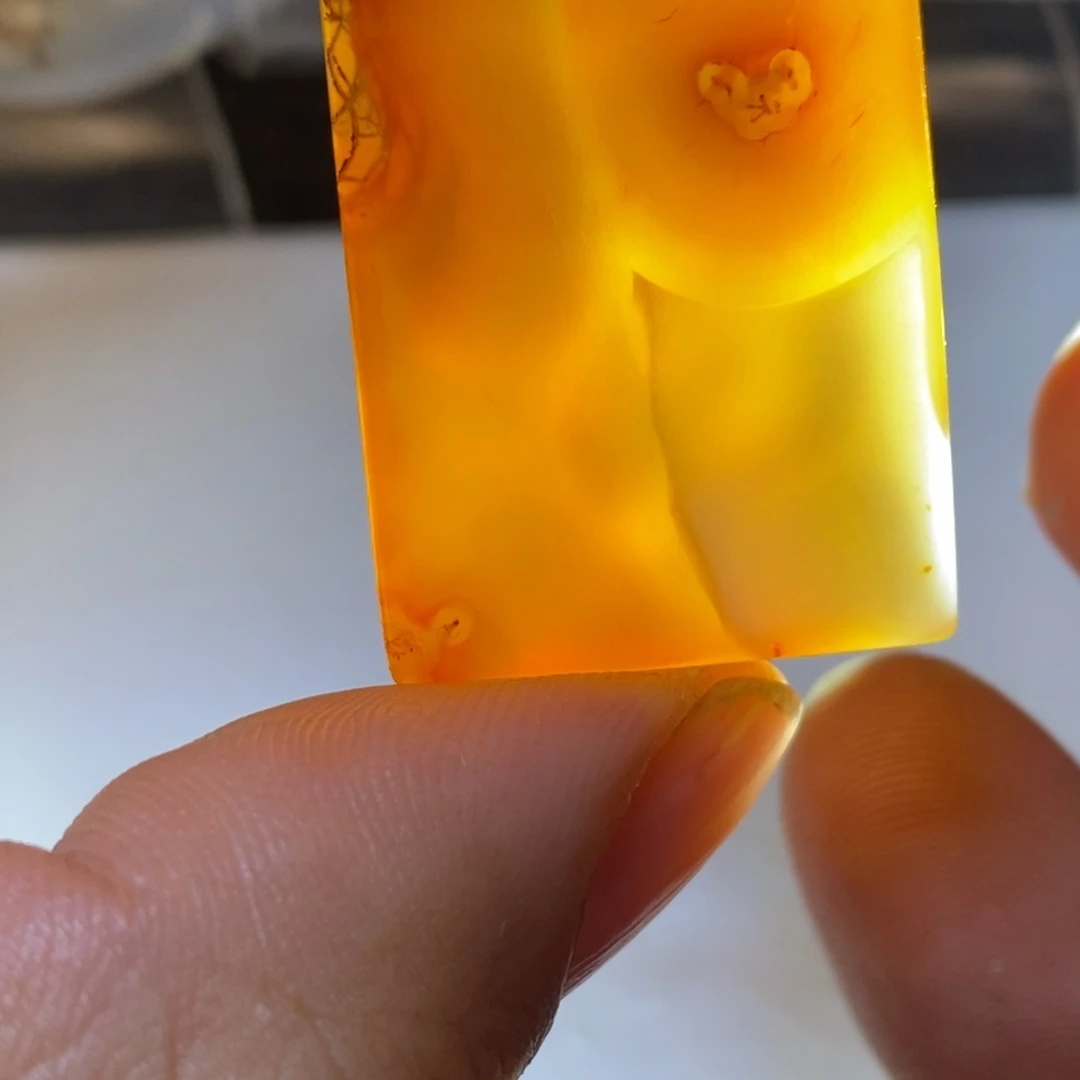 玛瑙/玉髓吊坠(赠链)未镶嵌科*