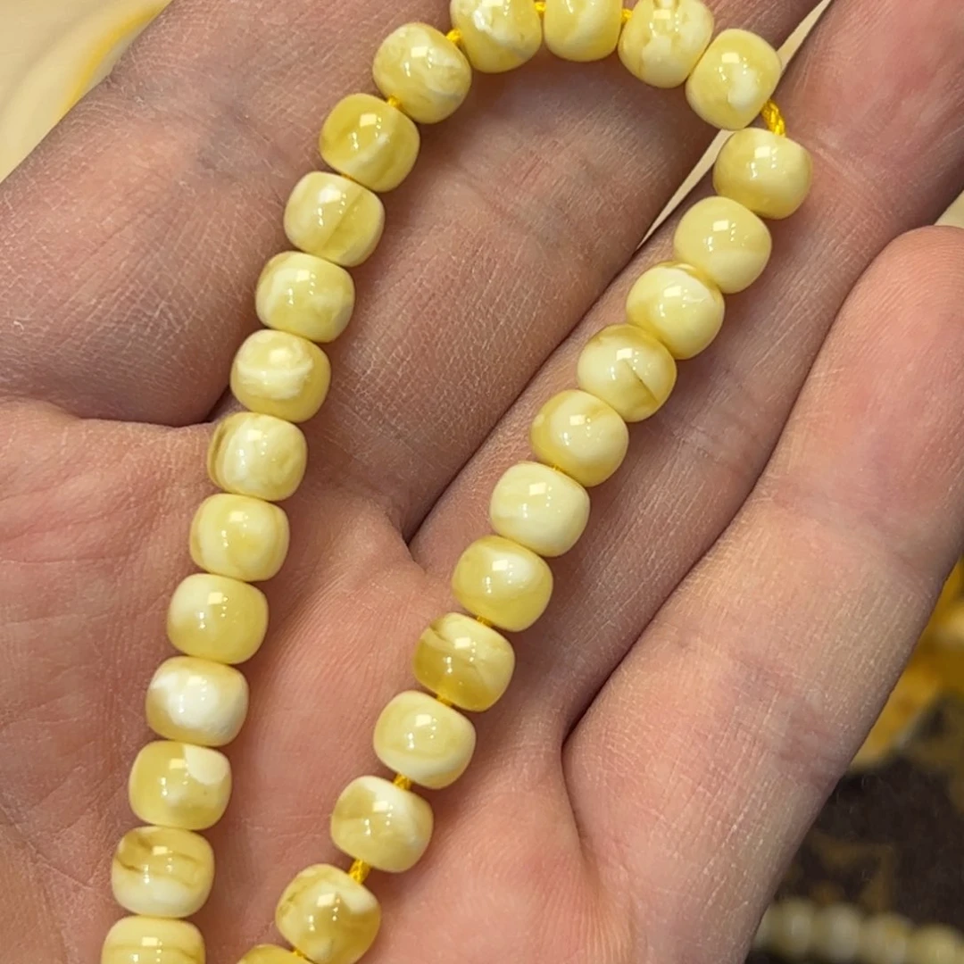 琥珀裸石未镶嵌潇***静串