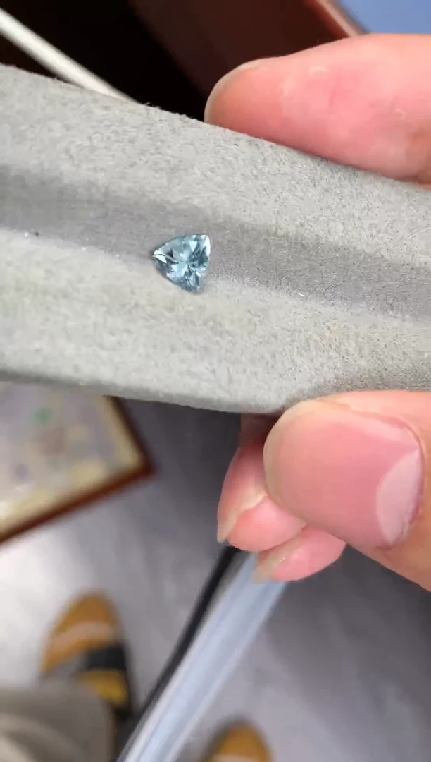 【闪购商品】海蓝宝石车挂未镶嵌63分圣玛利亚海蓝宝