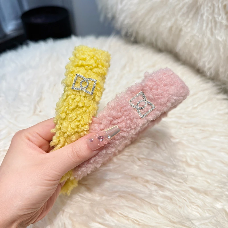 DIMDEVL/汀黛钻钻蝴蝶结摇粒绒发箍女小众设计感高级发箍百搭头饰