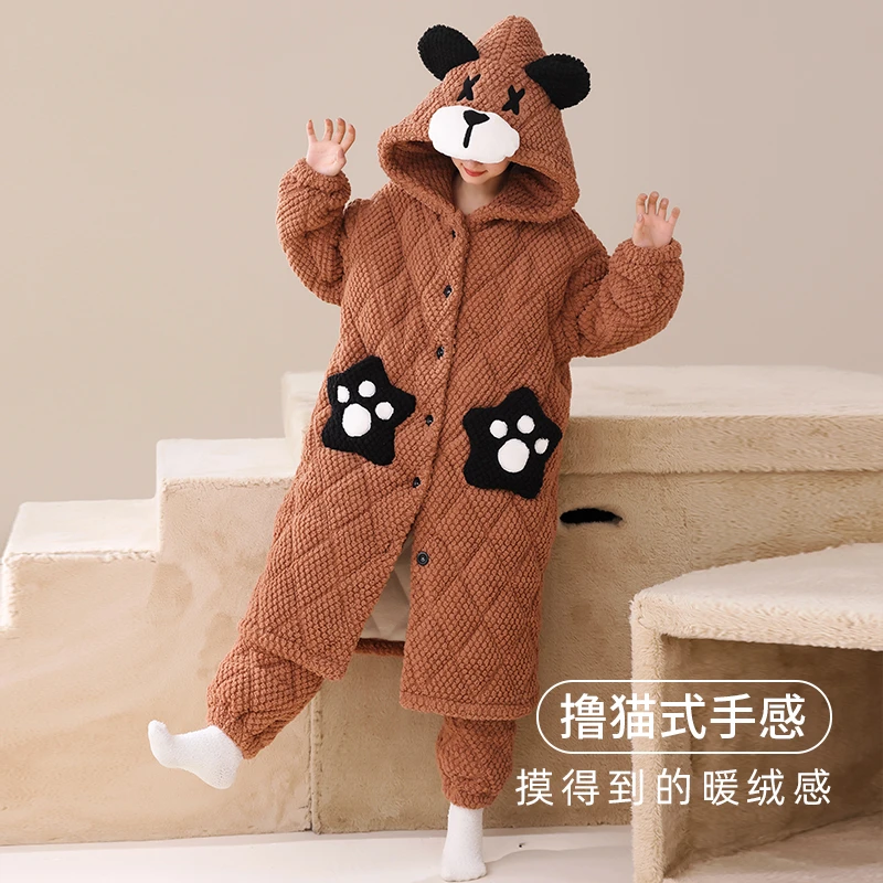 省服珊瑚绒睡袍女秋冬季三层夹棉保暖加绒加厚连帽睡衣家居服套装