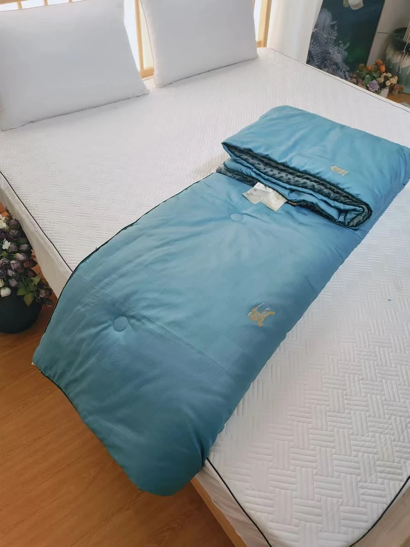 百支烧花奢丽双人豆豆被200*230微瑕～G8101