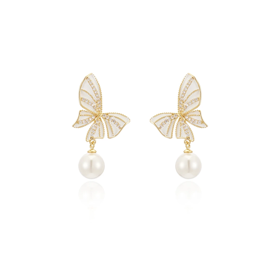 铜合金耳饰 气质时尚白色蝴蝶珠珠浪漫耳饰饰品甜美设计感