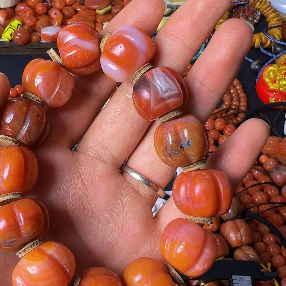 檀香紫檀（小叶紫檀）b****t