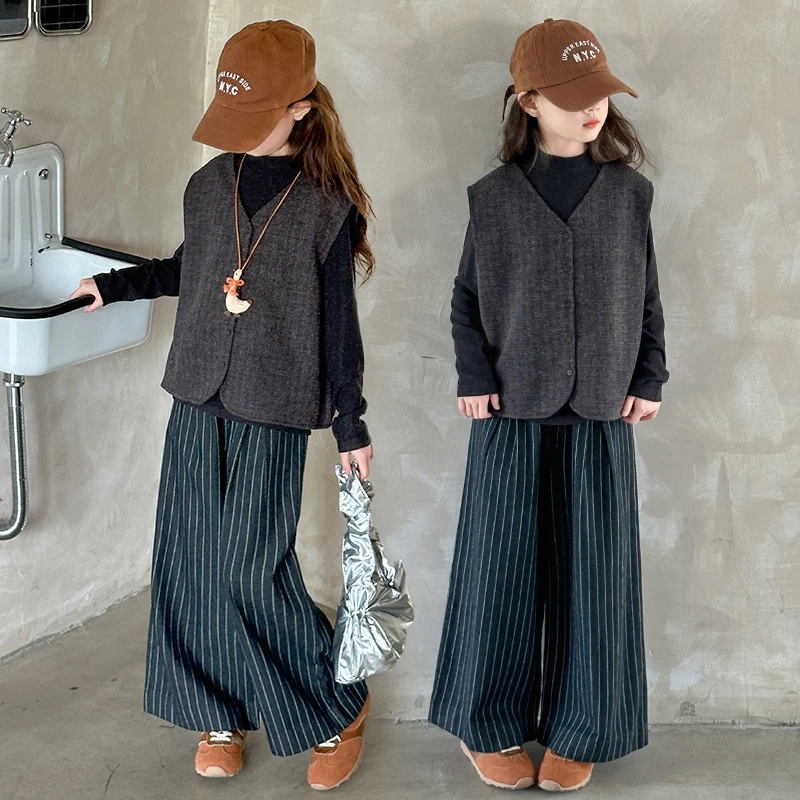 女童春秋季2024新款洋气大童百搭打底衫休闲马甲条纹阔腿裤三件套