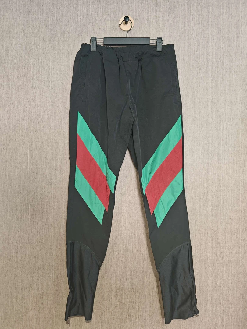 Gucci 红绿条纹机能长裤 size：M 黑色绿色拼色时尚休闲裤印花