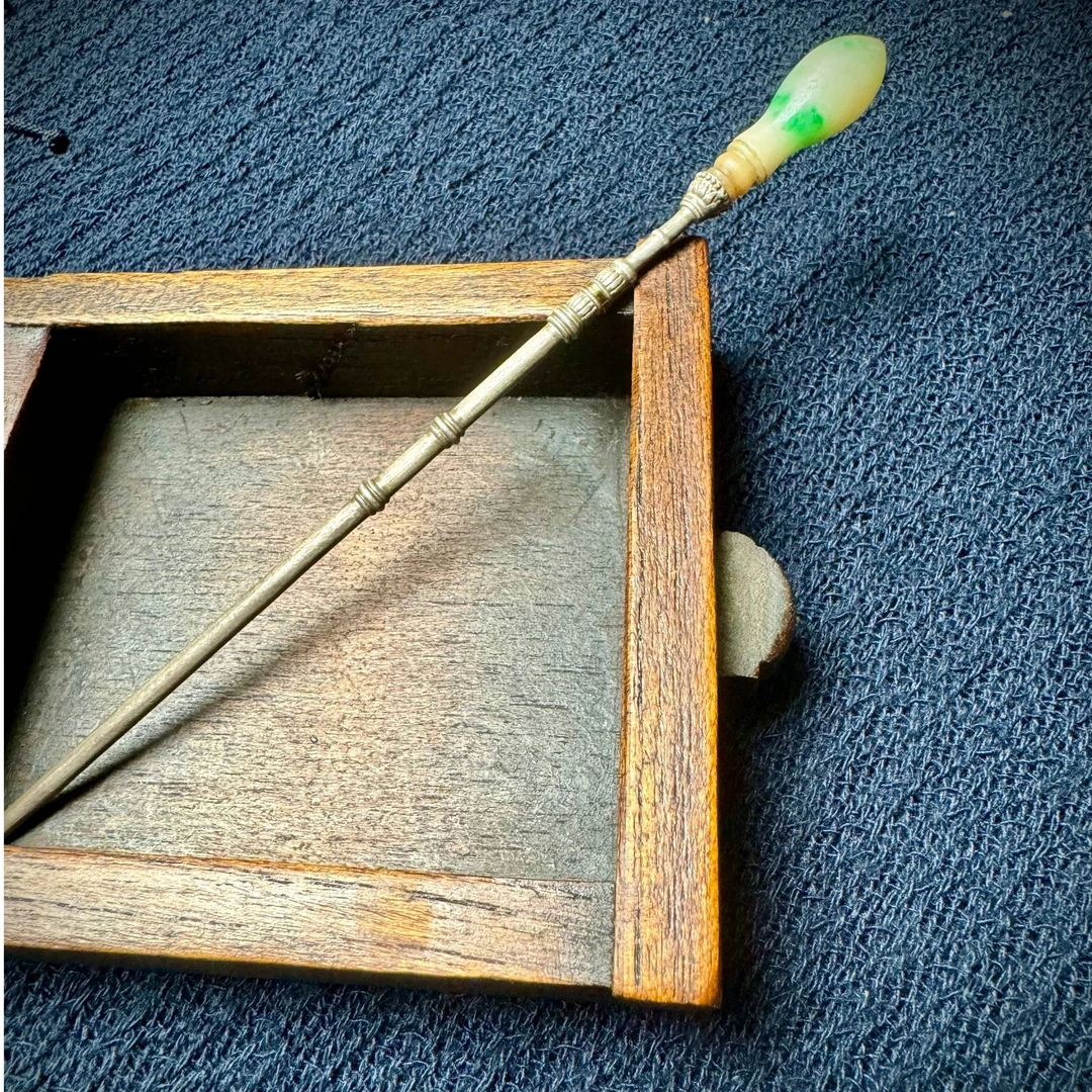 油润黄加绿老发簪