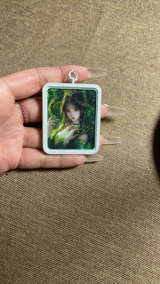 绿蟒牌牌吊坠男女同款