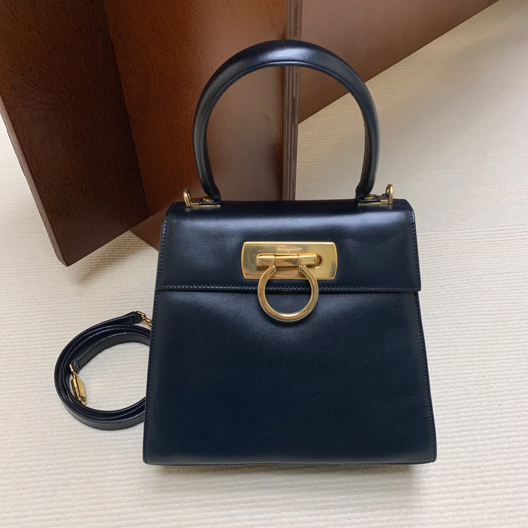 95新 FERRAGAMO/菲拉格慕 ferragamo 黑金小马蹄-4228
