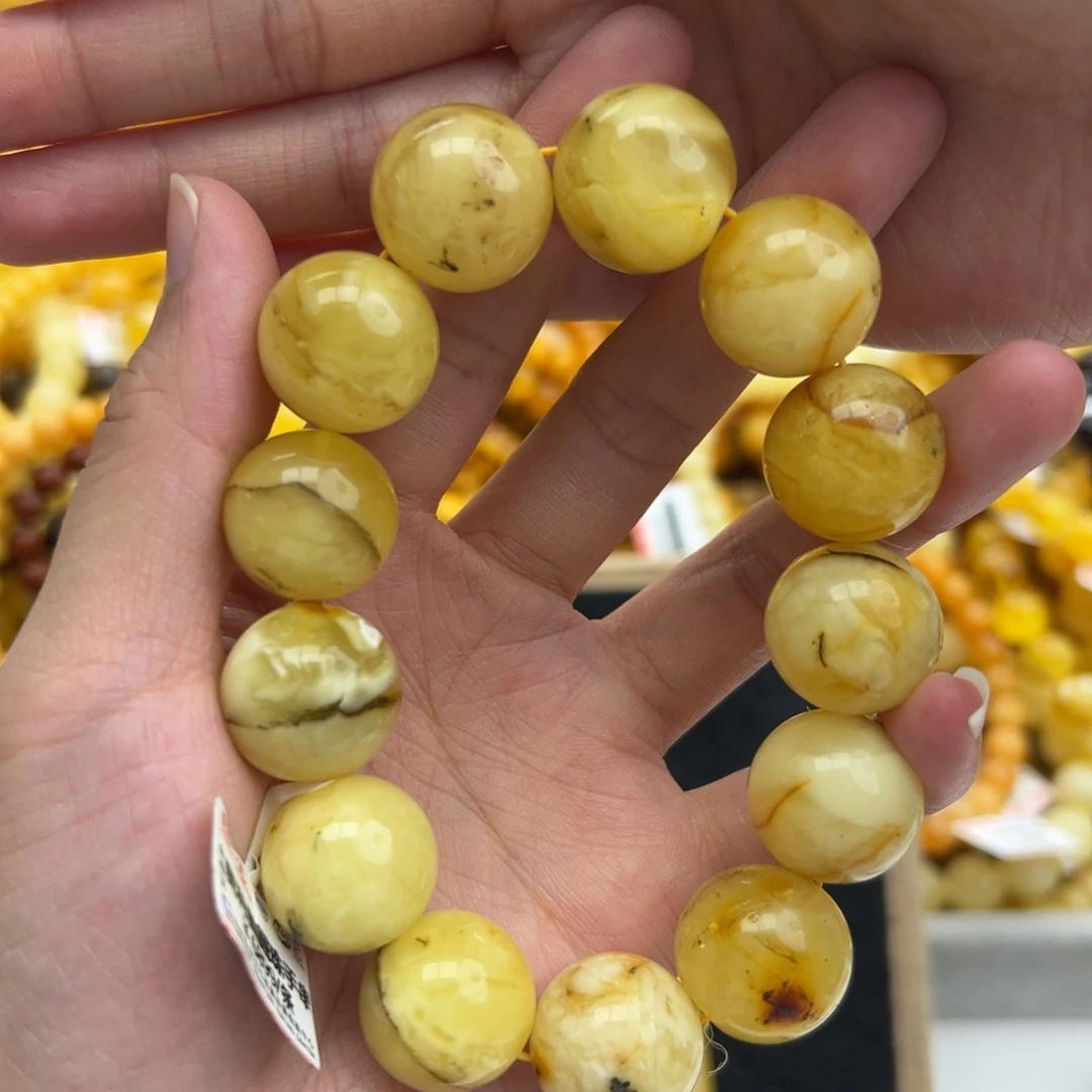 琥珀珠宝奇石未镶嵌