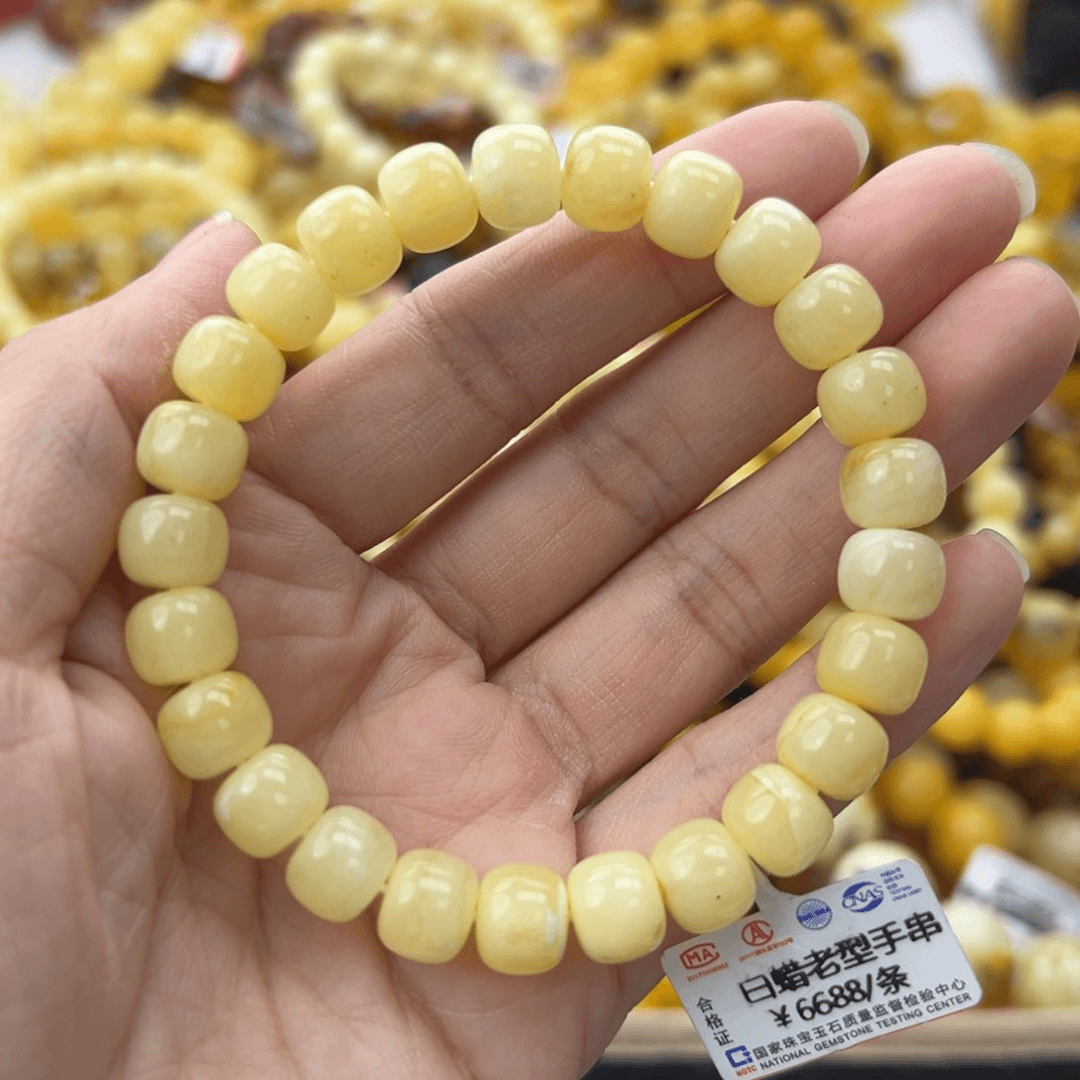 琥珀珠宝奇石未镶嵌