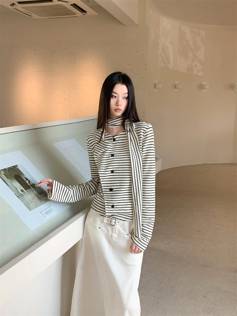 条纹t恤女设计感小众荡领喇叭袖休闲百搭显瘦辣妹龄打底衫上衣