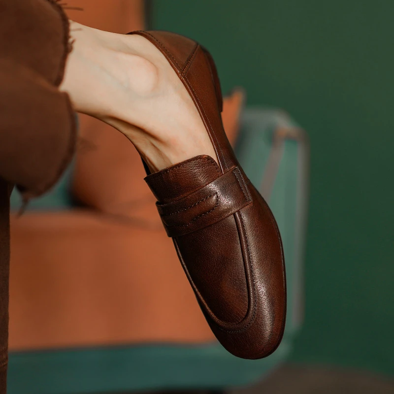 单鞋百搭软底复古棕色春季粗跟圆头秋季