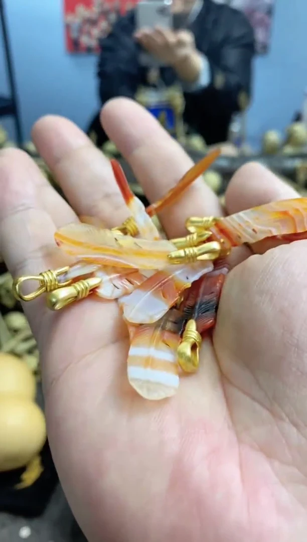 【闪购商品】玛瑙/玉髓颈饰未镶嵌中红羽毛1多样性发货发其一