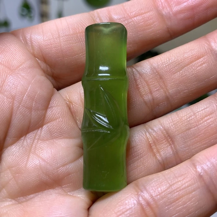 岫玉颈饰未镶嵌吊坠
