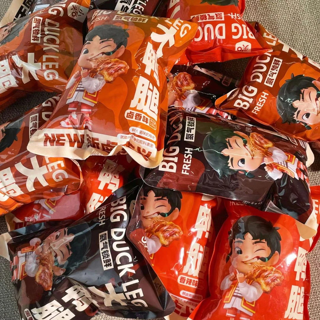 氮气锁鲜大鸭腿网红零食卤香辣黑鸭非鸡腿解馋夜宵充饥好吃