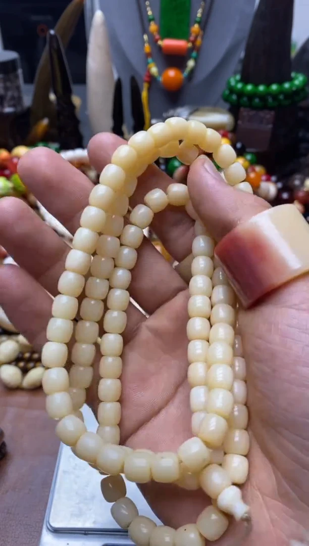 【闪购商品】骨多圈手串