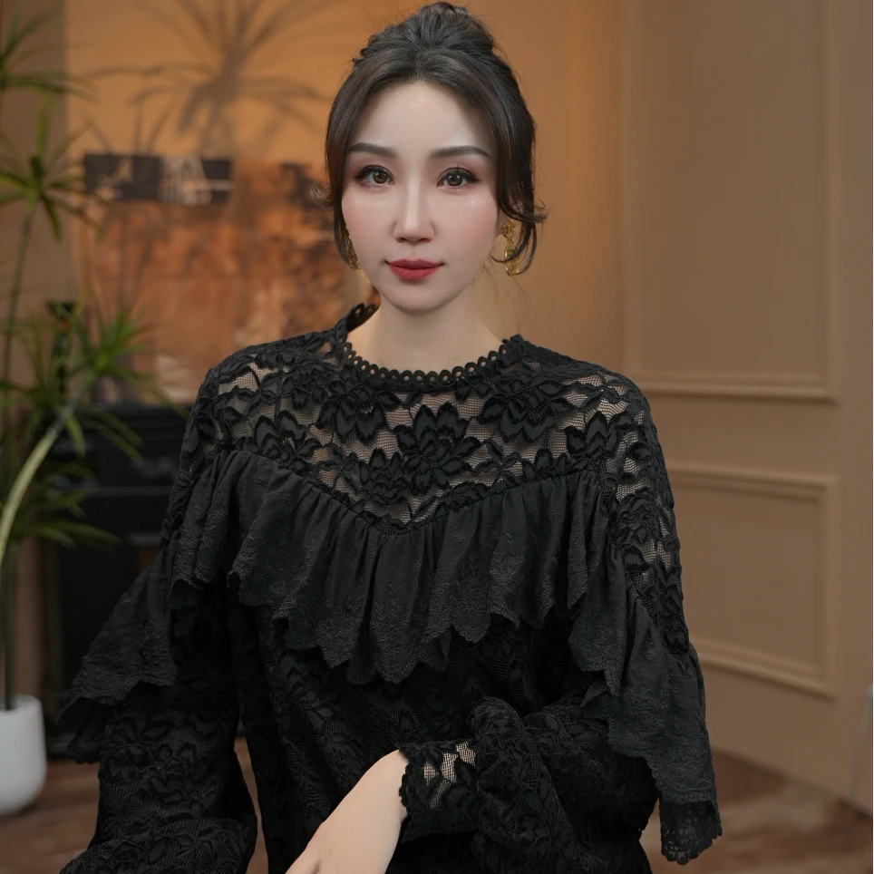 逸焰【雪姐所谓伊人】欧货重工百搭性感镂空长袖蕾丝大版衫-90623