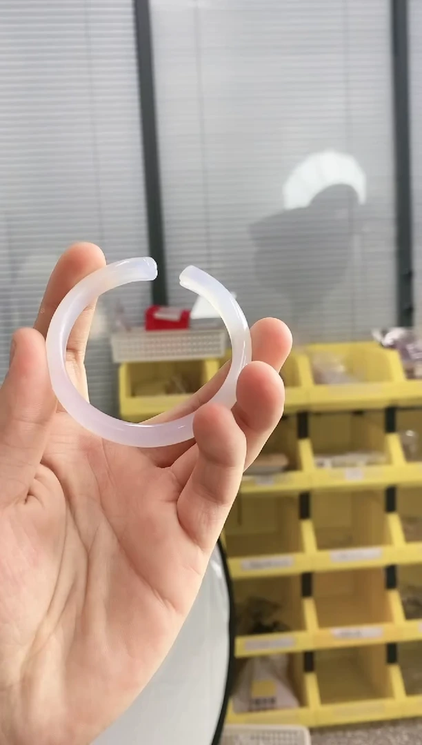 【闪购商品】玛瑙/玉髓手镯未镶嵌手镯55圈口6300