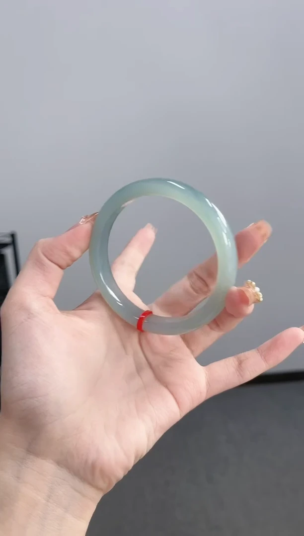 【闪购商品】玛瑙/玉髓手镯未镶嵌59-60圈需要包容