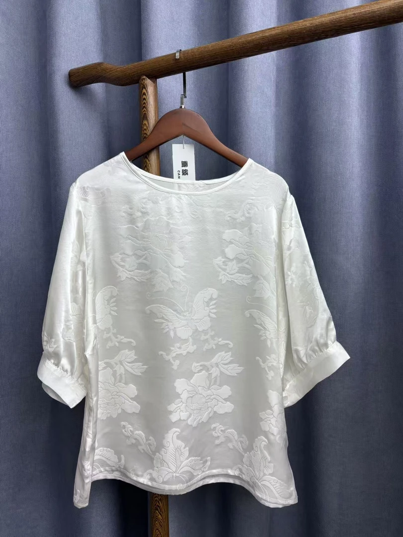 2025夏季新款时尚休闲宽松百搭圆领桑蚕丝提花花萝上衣短袖女A024
