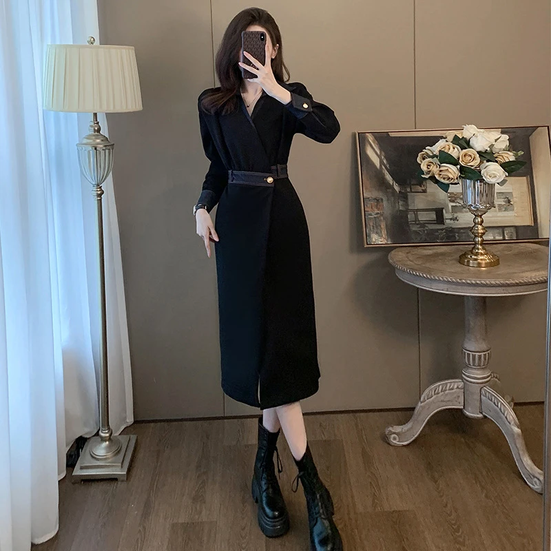今年流行法式前开叉女神气质收腰显瘦赫本风连衣裙秋冬穿搭轻熟风
