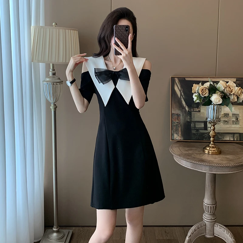 法式高级感连衣裙女夏收腰显瘦高端精致设计感小众露肩小黑裙气质