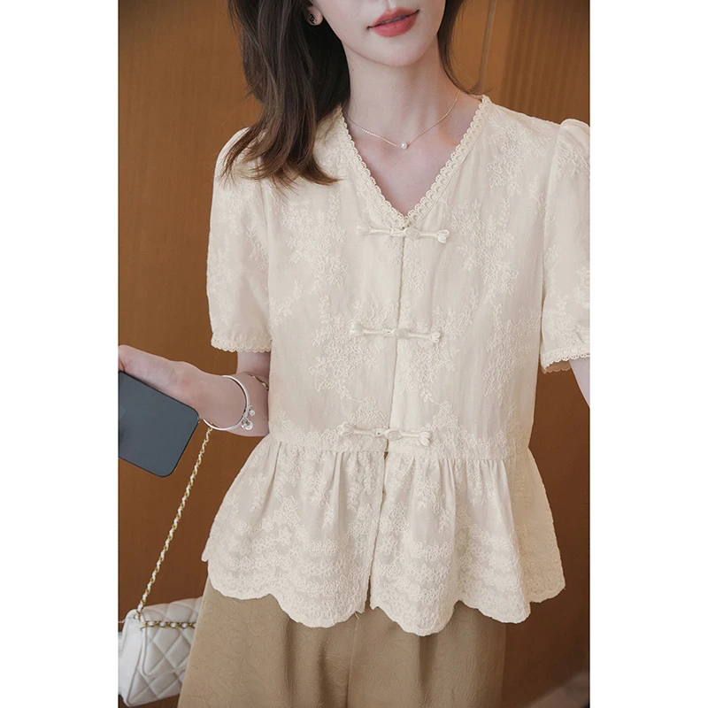 小谷粒新中式盘扣小衫女2025年夏季新款重工绣花显瘦国风短款上衣